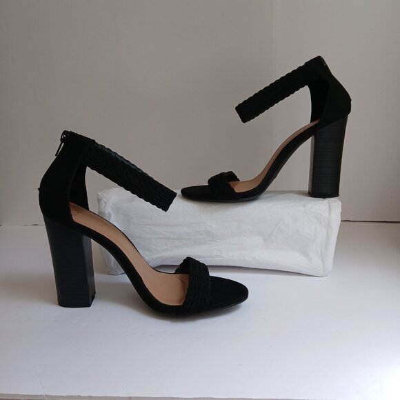 Bamboo 'Faith' Black Suede Crochet Ankle Strap 4"Block Heel Sandals NWOB Sz 7.5 - Picture 7 of 14